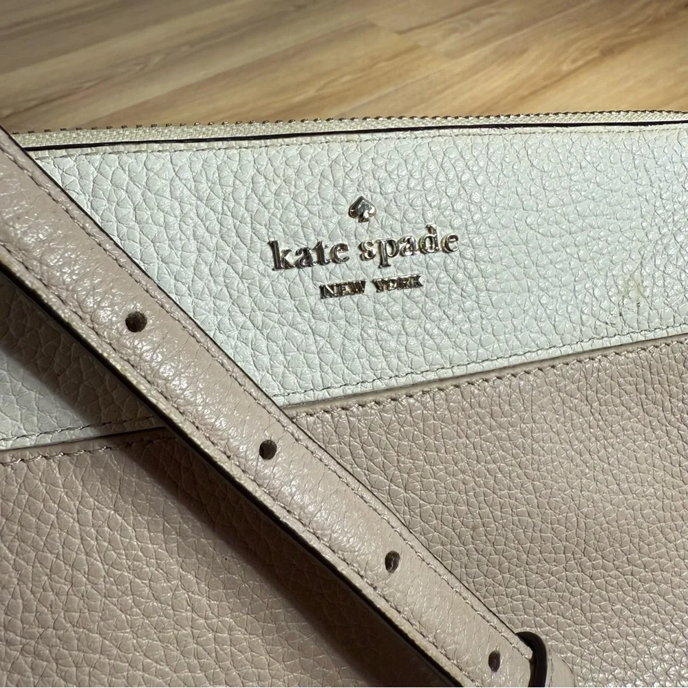 Kate Spade Leila Triple Gusset‎ 2 Toned Pebbled Warm Beige & White Crossbody